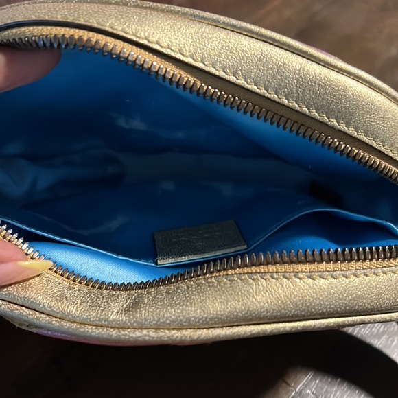 Authentic Gucci belt Bag - Picture 6 of 6